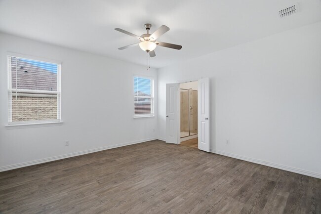 Building Photo - 1312 Pistachio Dr