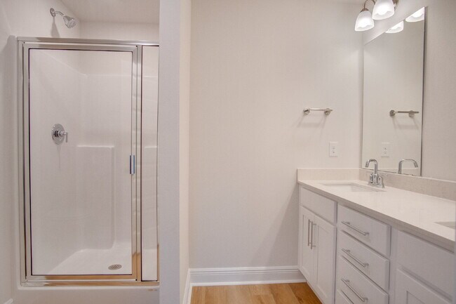 Building Photo - Brand New! Stylish 3BR/2.5BA Townhome with Modern Finishes, Quartz Kitchen, Garage, and Easy Acce...