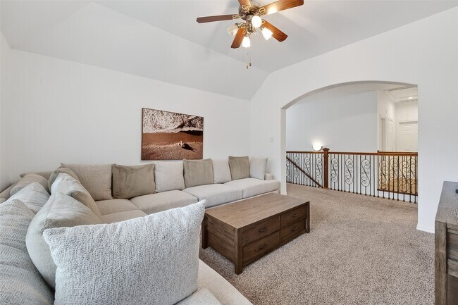 Building Photo - 66 S Longsford Cir