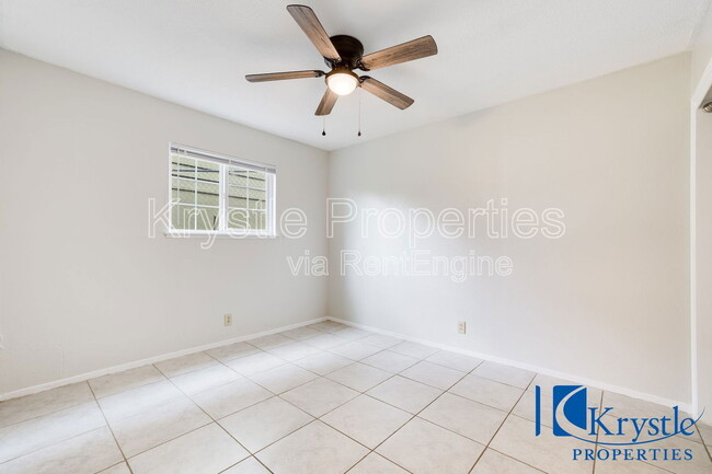 Building Photo - 938 Winchester St