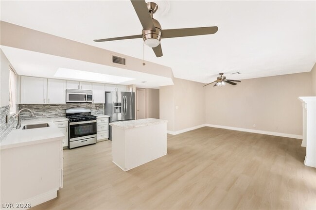 Building Photo - 5818 Cinnabar Ave
