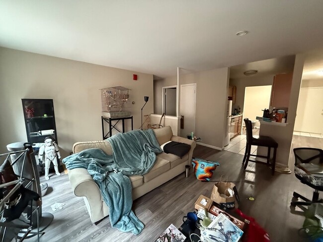Interior Photo - 3069 Oakland