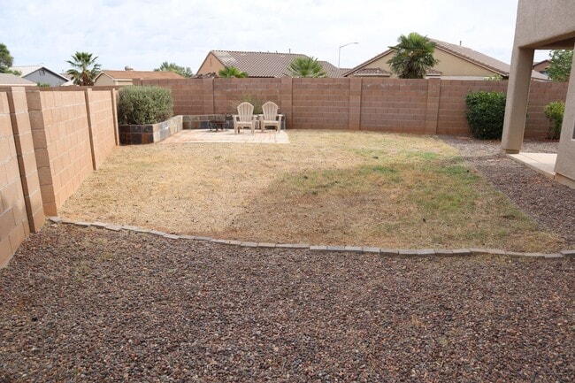 Building Photo - Two Story Beautiful Home You'll Want To See!