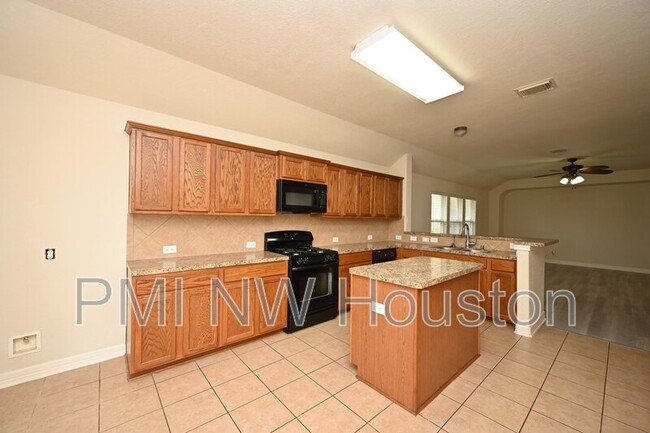 Building Photo - 1506 York Creek Dr