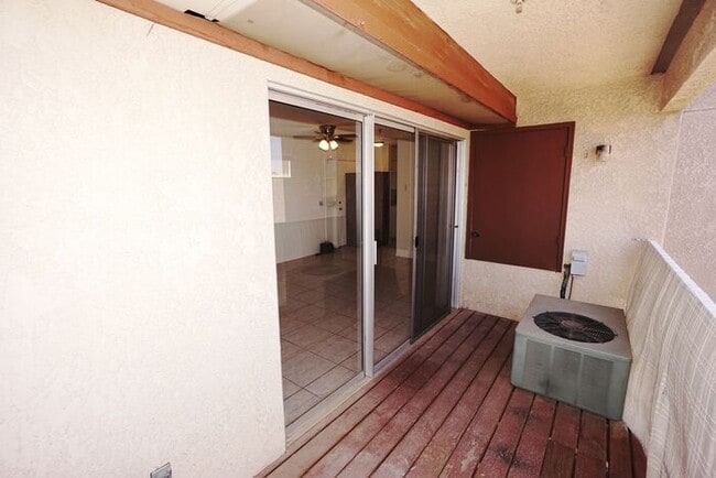 Building Photo - Tucson Condo for Rent Near Starr Pass – 2n...