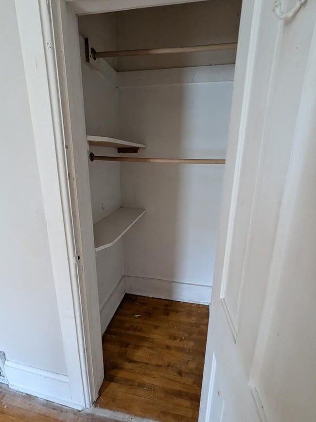 Building Photo - Ward 42 - 7th Ave Duplex