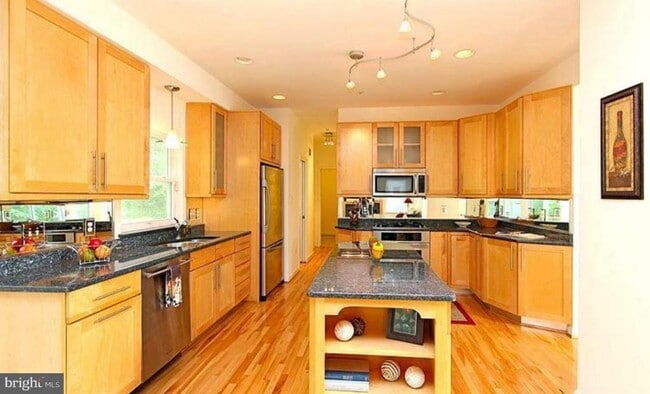 Building Photo - 713 Bonnie Meadow Ln