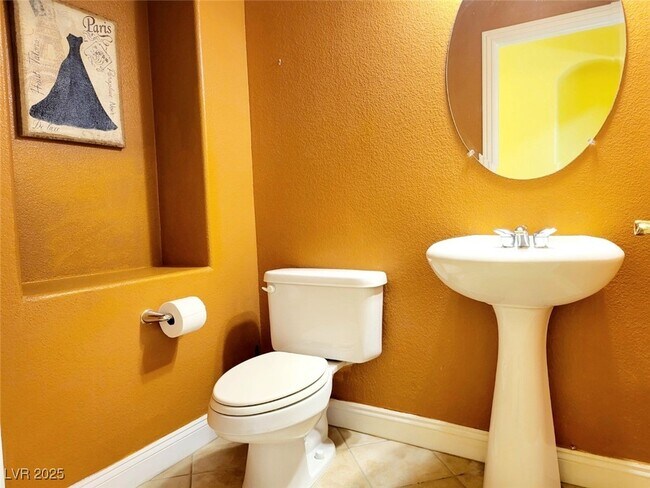 Building Photo - 10885 Fintry Hills St