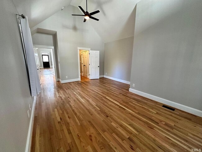 Building Photo - 614 Dorothea Dr