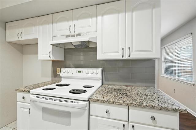 Building Photo - 4212 Ashwood Dr