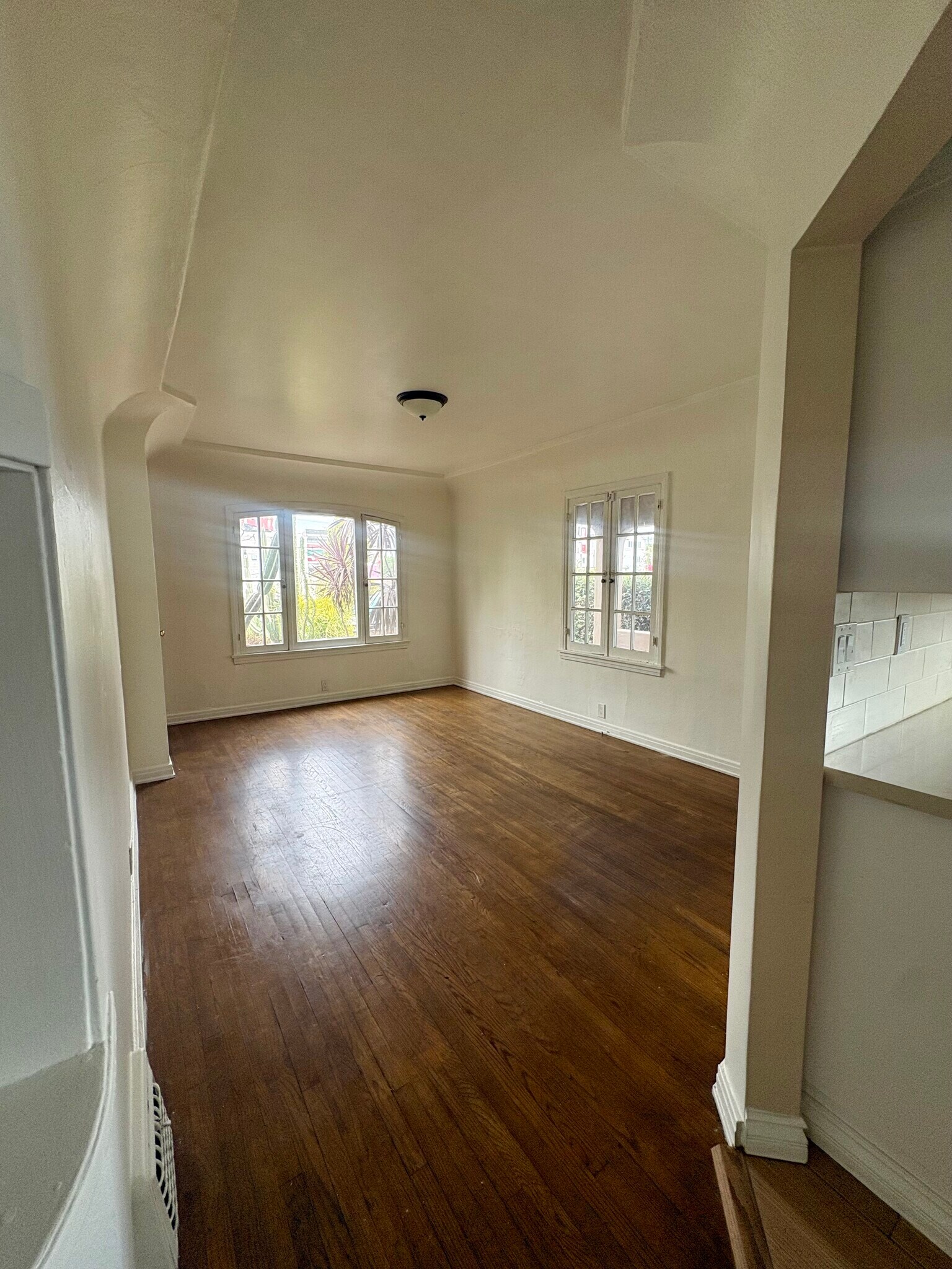 Dining Room - 8512 Saturn St