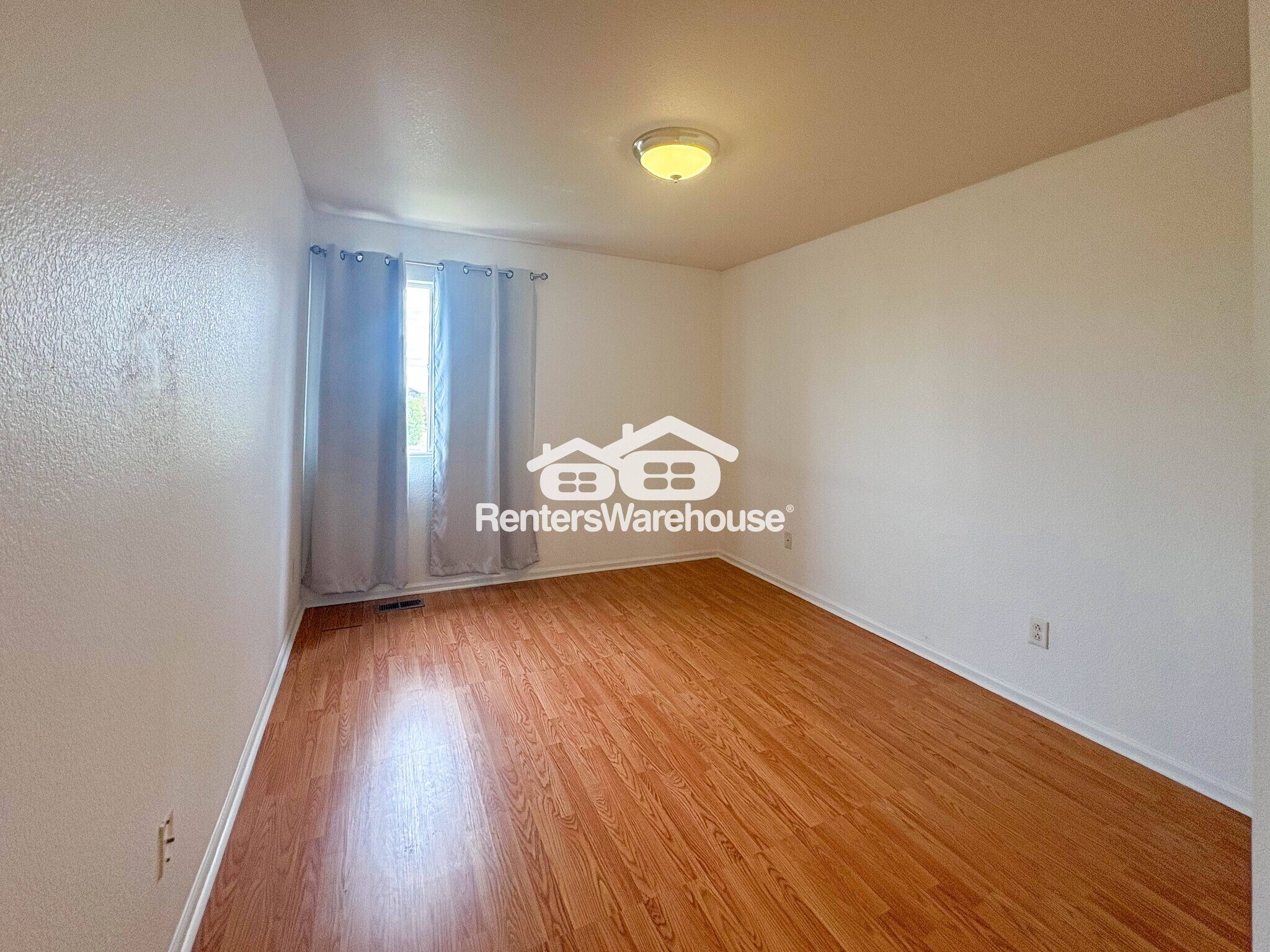 Building Photo - 12674 Jersey Cir E