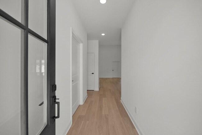 Building Photo - 6579 Elizabeth Ann Wy