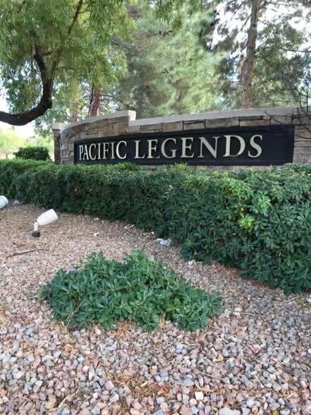 Primary Photo - 75 N Valle Verde Dr