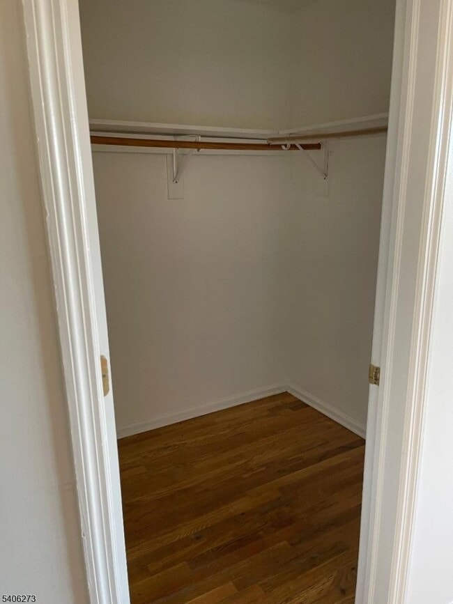 Building Photo - 538 S 11th St