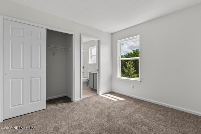 Building Photo - 125 Beach Palm Ct