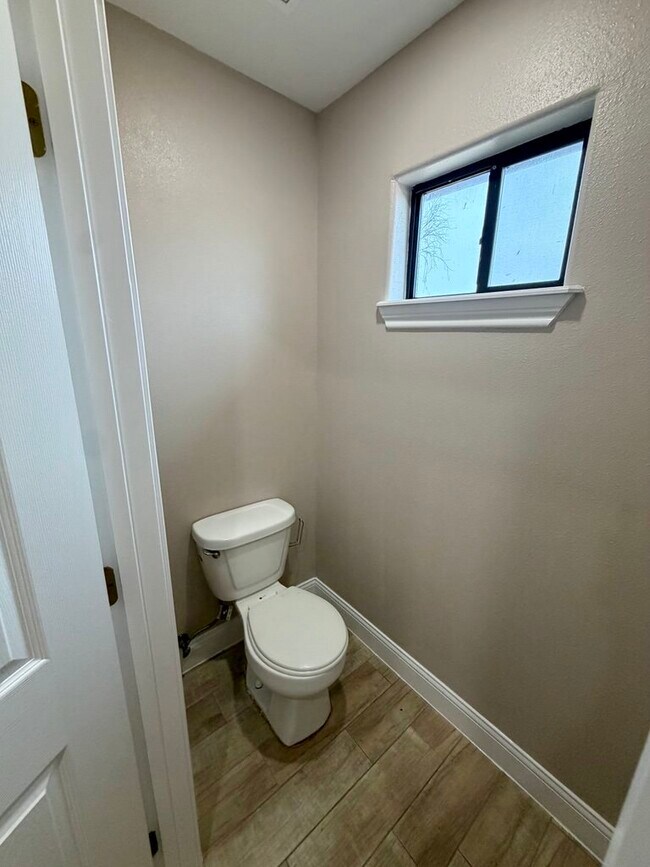 Building Photo - 2876 Rosita Valley Rd