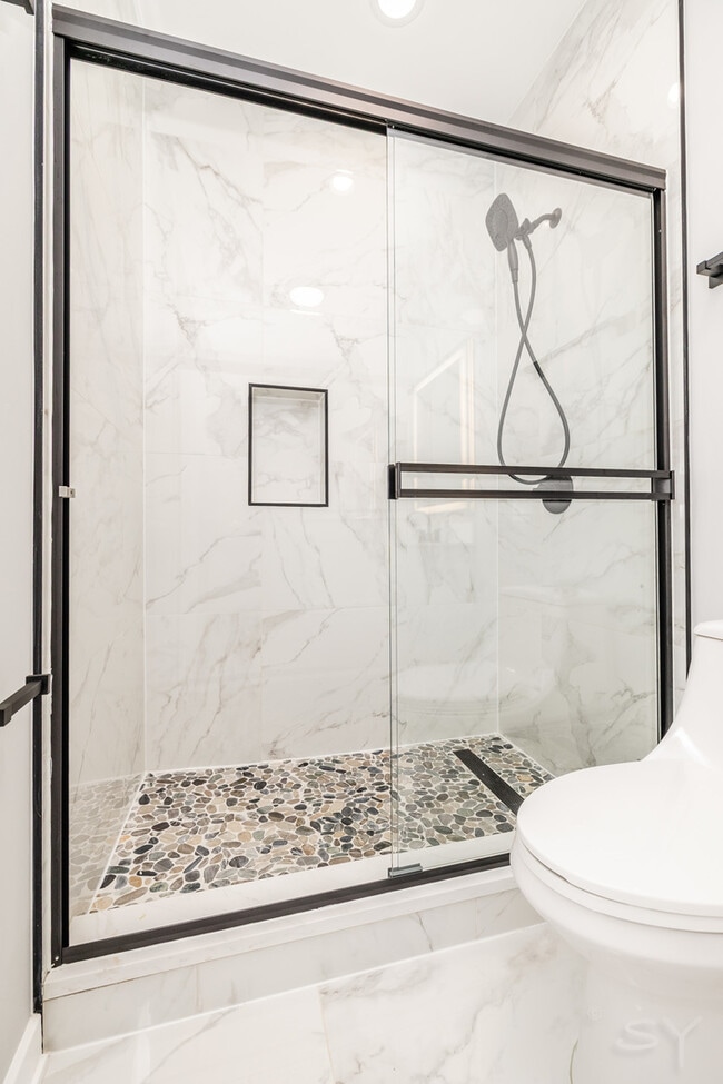 Building Photo - 3111 W Polk St