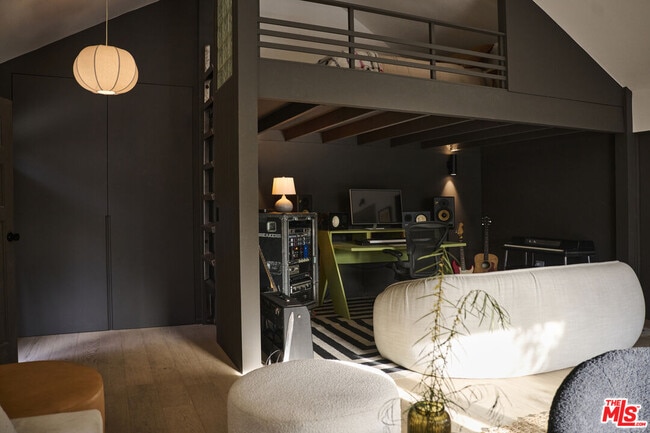 Building Photo - 5918 Monte Vista St