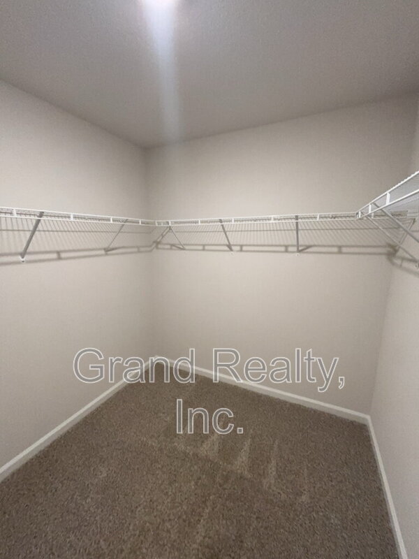 Building Photo - 4423 Winged Elm Ct