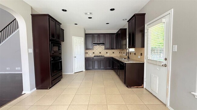 Building Photo - 1614 Westmeadow Trail