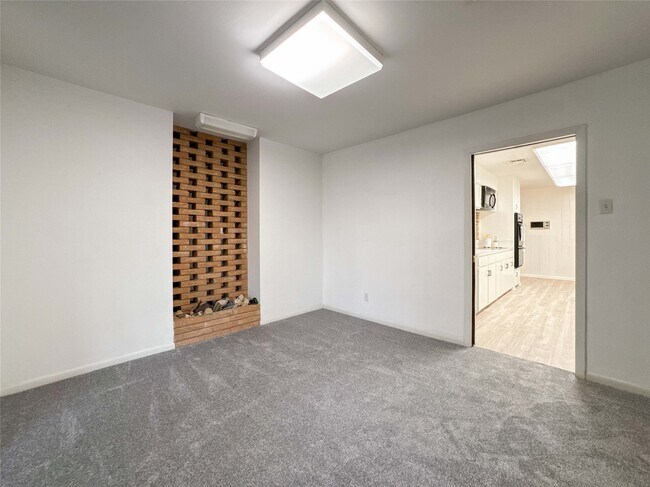 Building Photo - 5126 Berry Creek Dr