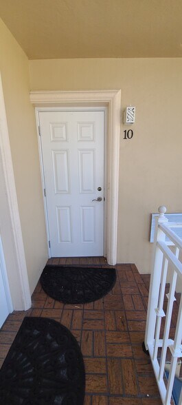 Building Photo - 925 Intracoastal Dr