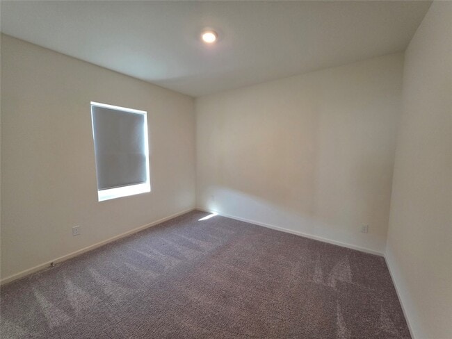 Building Photo - 5903 Grantgrala Dr