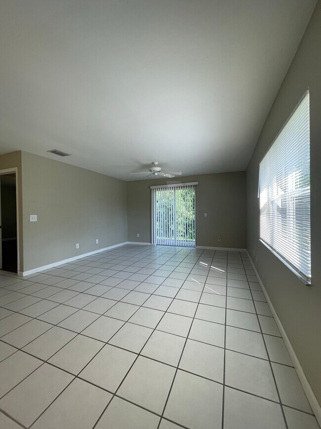 2432 Joe Ave S 2432 Joe Ave S Lehigh Acres FL 33973 Apartment Finder