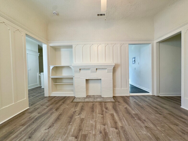 Building Photo - 3641 West St