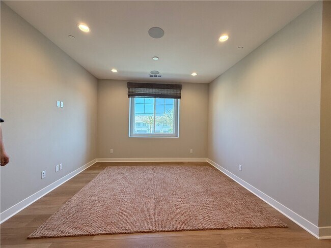 Building Photo - 4252 E Sage Paseo