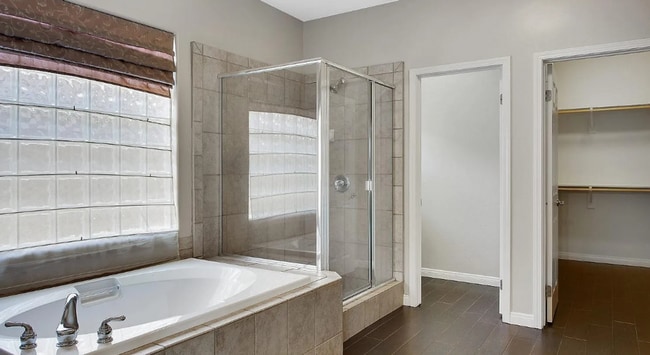 Building Photo - 5 Bedroom/3 Bath Home with Paid Solar System - $3395 Per month!