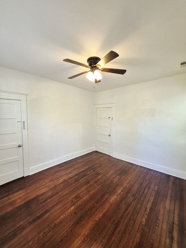 Building Photo - 2723 Fendall Ave