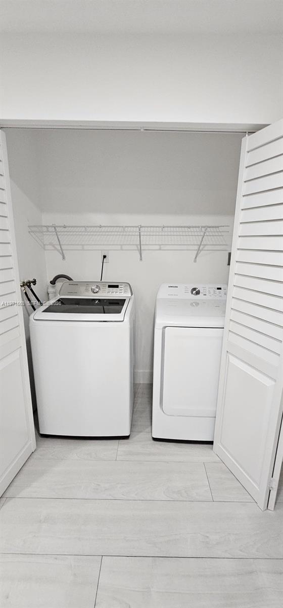 Building Photo - 7811 SW 102nd Pl