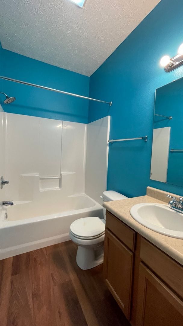 Building Photo - LEXINGTON FARMS...3 Bedroom 2 Bath
