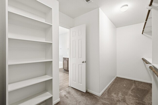 Building Photo - 6303 Cambrai Wood Ln