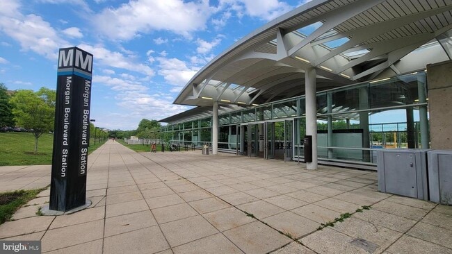 Building Photo - 8315 Gibbs Way