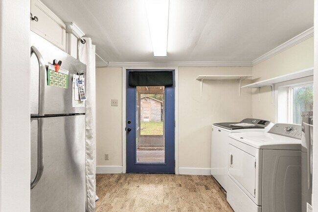 Building Photo - Charming 2 Bedroom 1 Bath house in the Argenta District of North Little Rock.