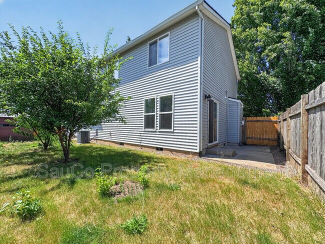 Building Photo - 48 S 17th Ct