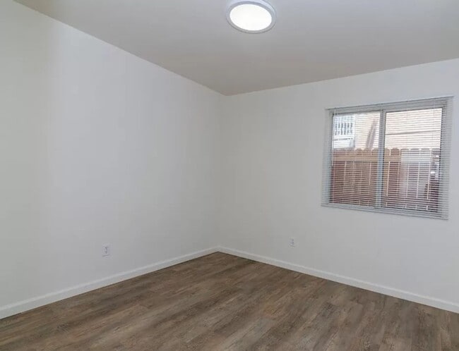 Building Photo - Charming Home For Rent