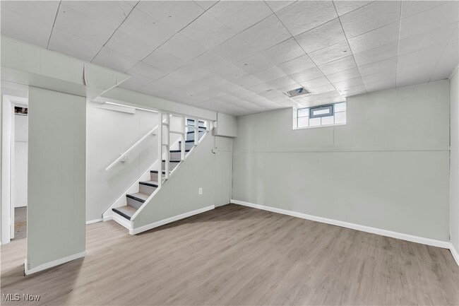 Building Photo - 20570 Morris Ave