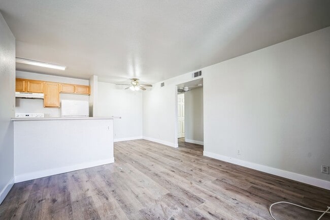 Building Photo - 2978 Juniper Hills Blvd