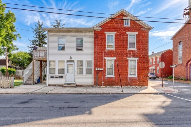 Building Photo - 42 E Locust St