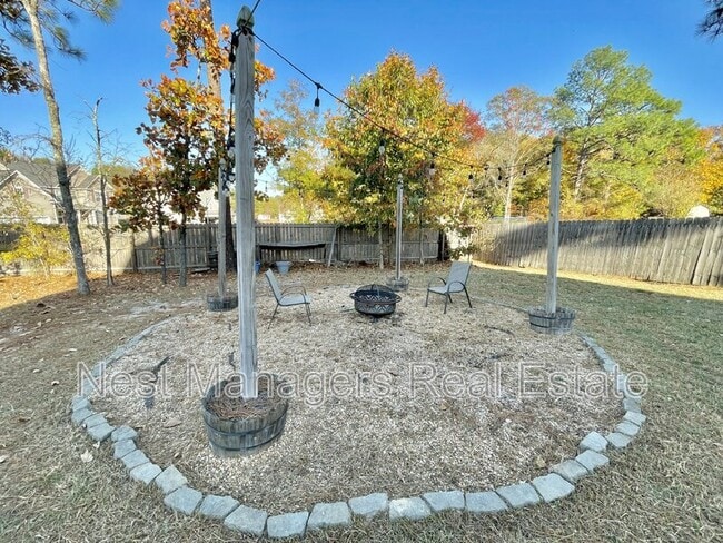 Building Photo - 211 Executive Dr