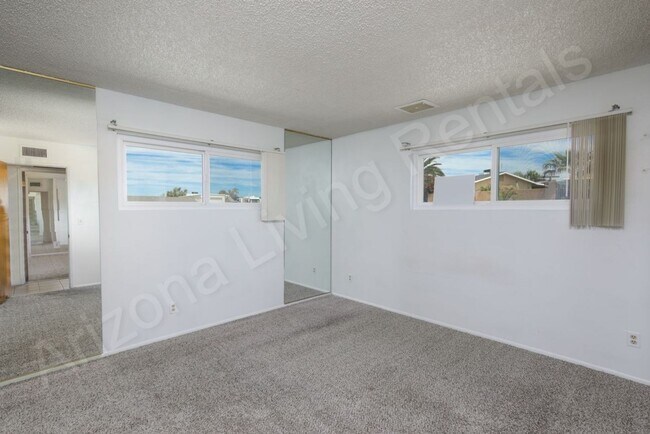 Building Photo - 1265 Bombay Cir