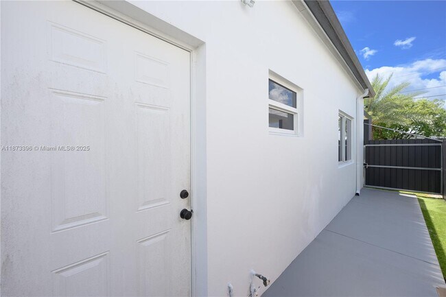 Building Photo - 22811 SW 123rd Ave