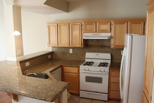 Building Photo - 1067 Niguel Ln