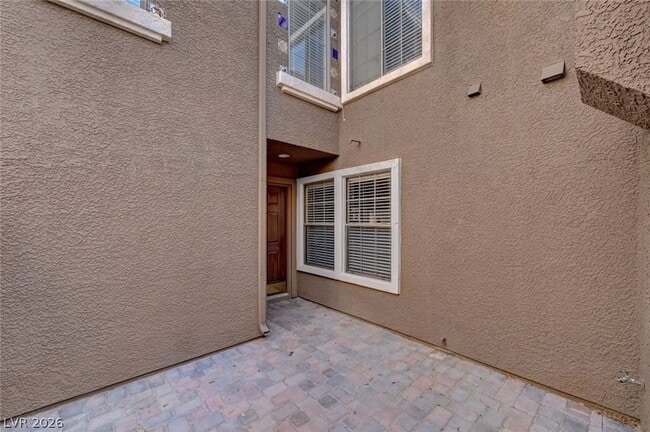 Building Photo - 7275 Diamond Canyon Ln