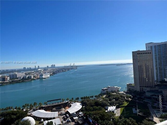 Building Photo - 50 Biscayne Blvd