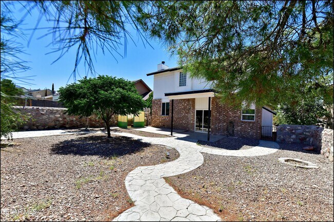 Building Photo - 7249 Imperial Ridge Dr